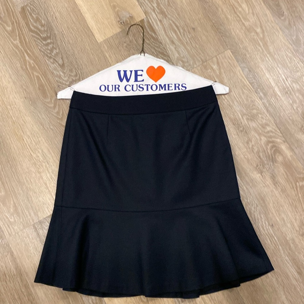 Poplin Style Black Skirt - Size 6